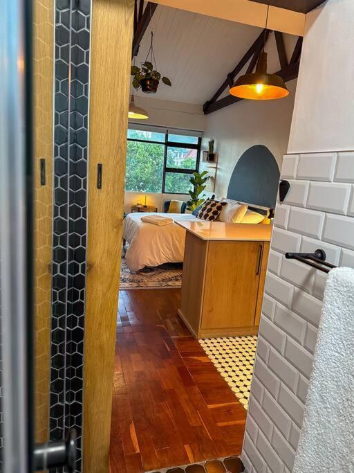 Orange Blossom Apartment *